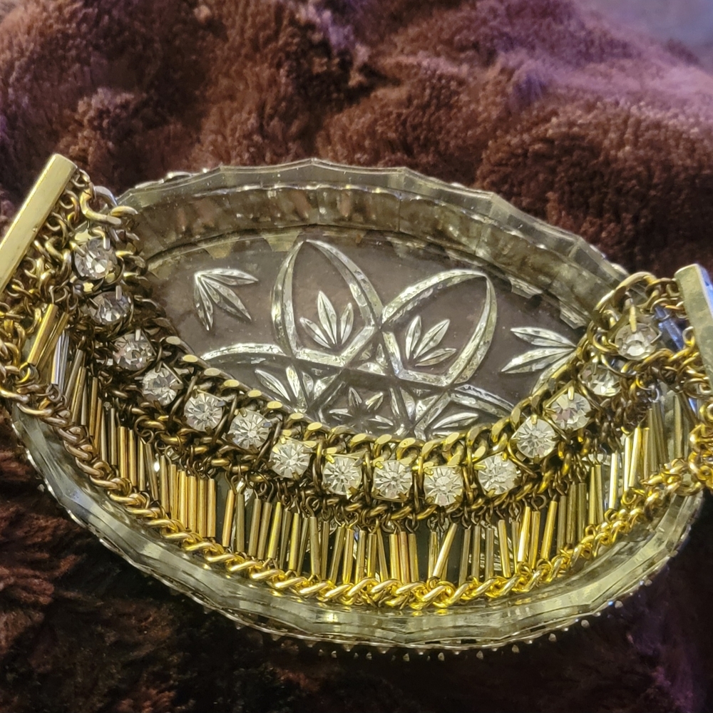 Elegant Gold and Silver Women's Bracelet